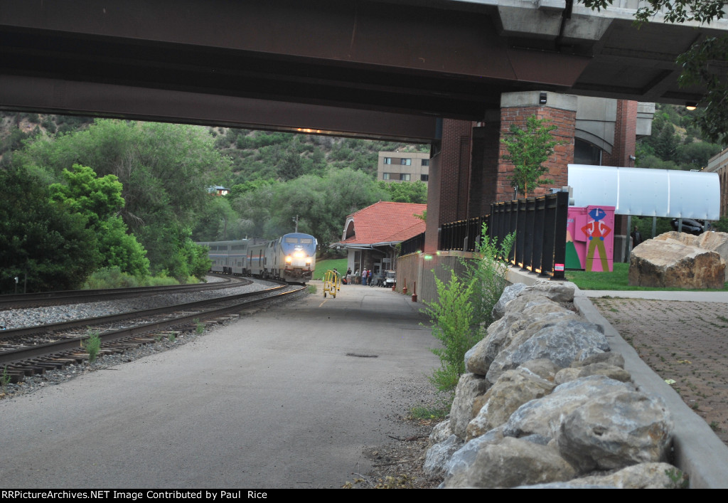 Amtra Arriving Station